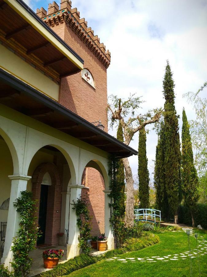 Villa Torre Zisa Teramo Exteriör bild